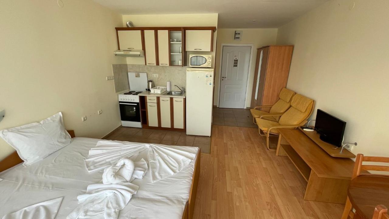 Fort Noks Holiday A2-61 Large Studio Слънчев бряг Екстериор снимка