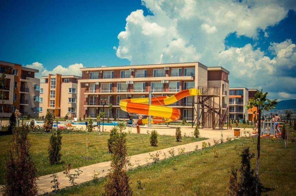 Fort Noks Holiday A2-61 Large Studio Слънчев бряг Екстериор снимка
