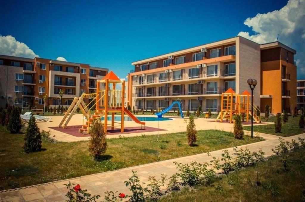 Fort Noks Holiday A2-61 Large Studio Слънчев бряг Екстериор снимка